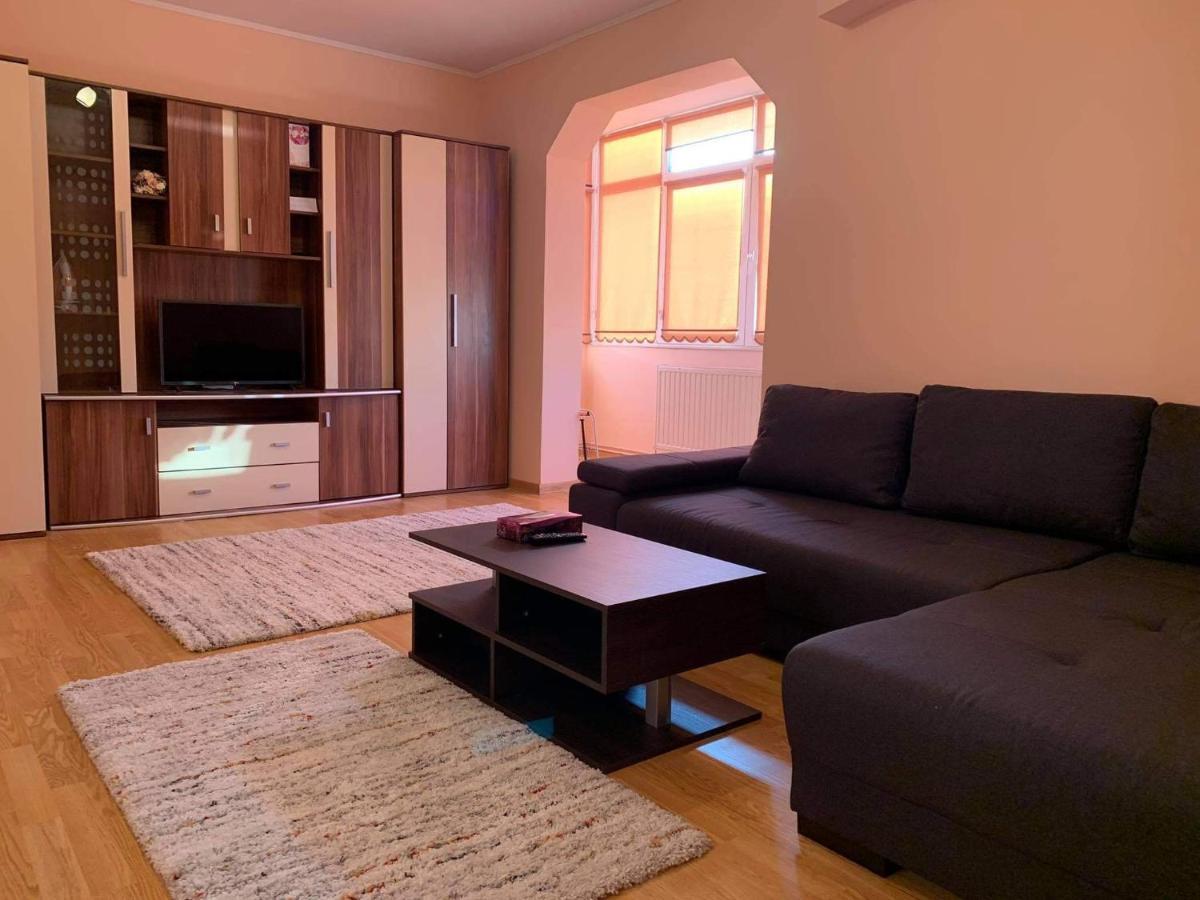 Vlad'S Apartment Târgu-Mureş Екстериор снимка